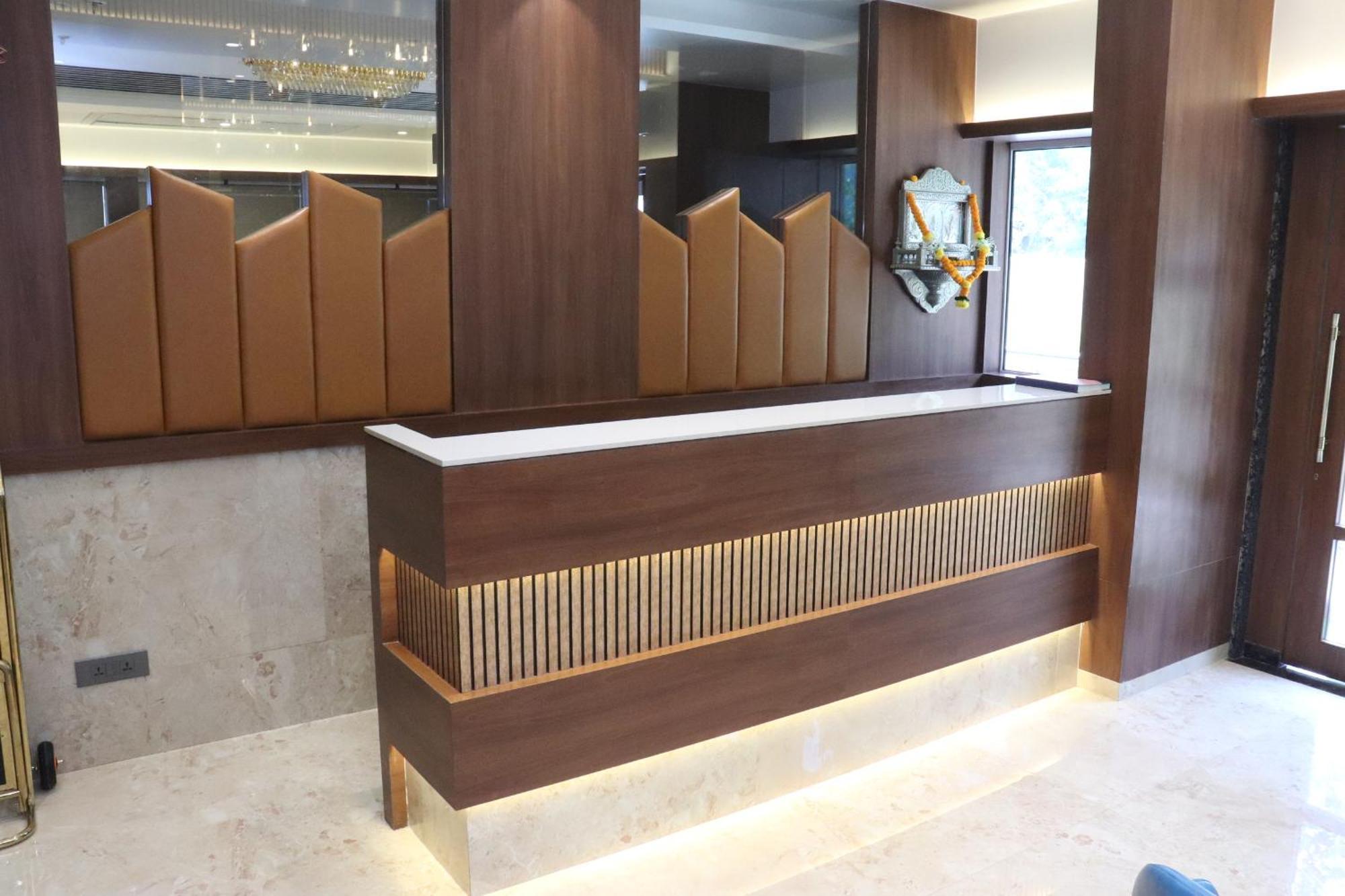 Hotel Golden Nest Thane Exterior photo